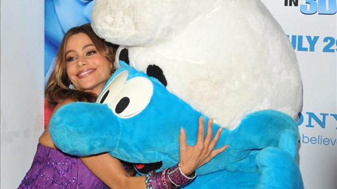 SOFIA SMURFS EFE.jpg